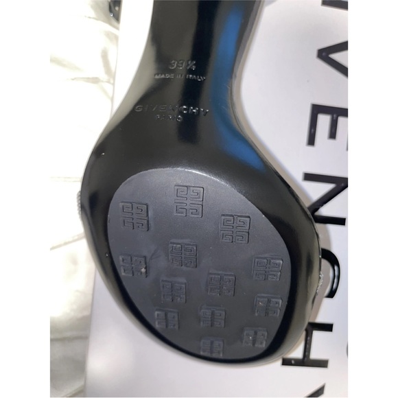 GIVENCHY G-CUBE CRYSTAL SANDALS — OPEN TO OFFERS - Picture 8 of 10